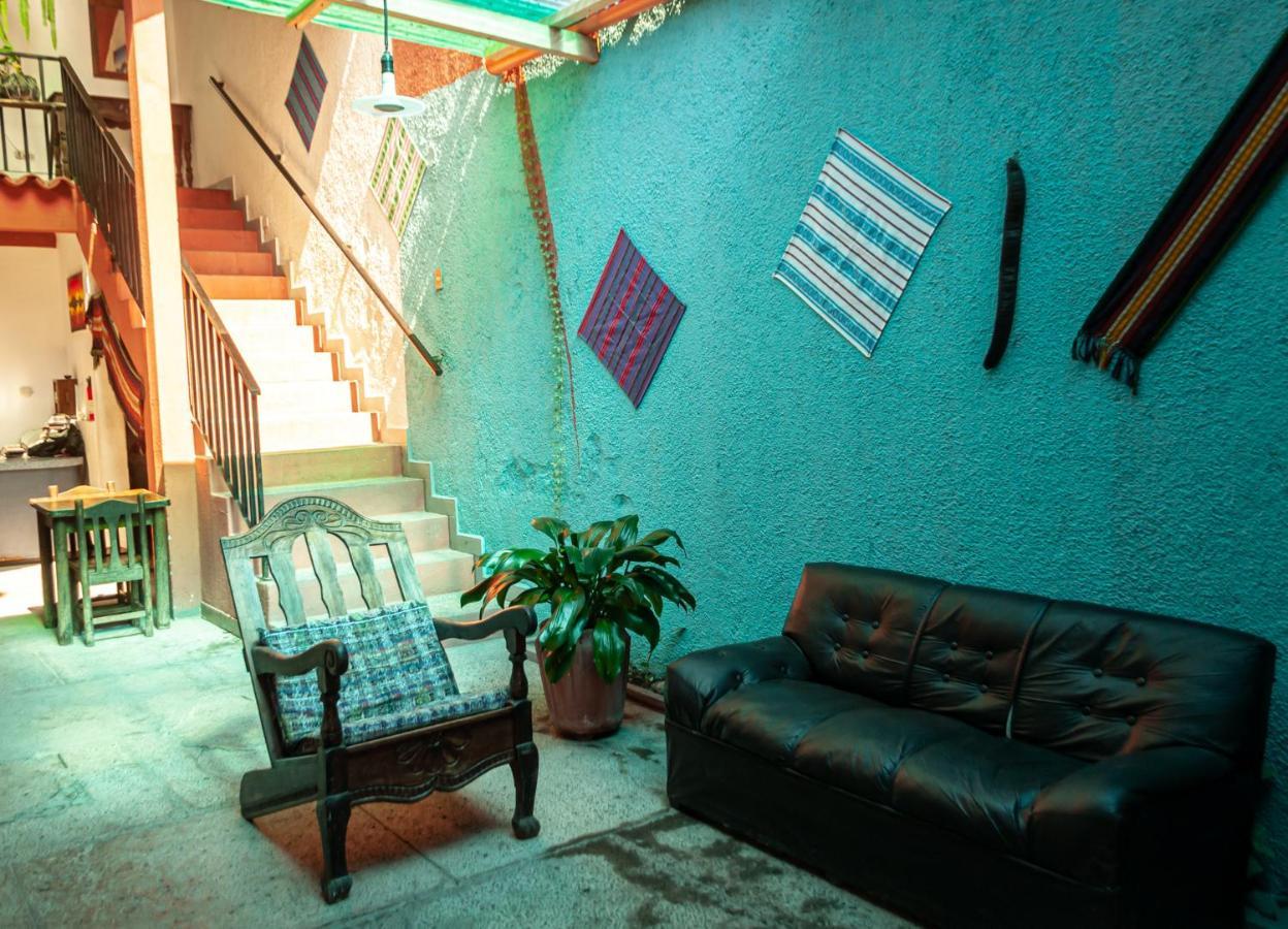 Victorias Hotel Panajachel Exterior foto